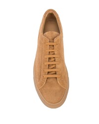 beige Wildleder niedrige Sneakers von Common Projects