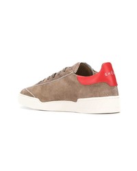 beige Wildleder niedrige Sneakers von Ghoud