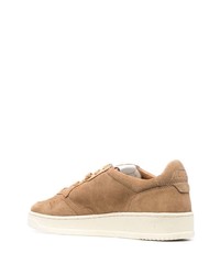 beige Wildleder niedrige Sneakers von AUTRY