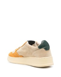 beige Wildleder niedrige Sneakers von AUTRY