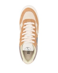 beige Wildleder niedrige Sneakers von Stepney Workers Club