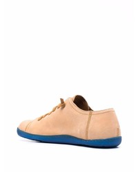 beige Wildleder niedrige Sneakers von Camper