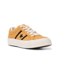 beige Wildleder niedrige Sneakers von Converse