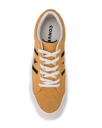 beige Wildleder niedrige Sneakers von Converse