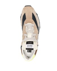 beige Wildleder Sportschuhe von RUN OF