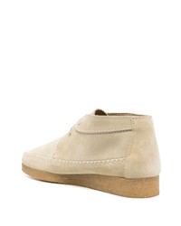 beige Wildlederfreizeitstiefel von Clarks Originals