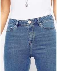 blaue enge Jeans aus Baumwolle von Asos