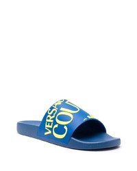 blaue bedruckte Gummi Sandalen von VERSACE JEANS COUTURE