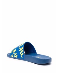 blaue bedruckte Gummi Sandalen von VERSACE JEANS COUTURE