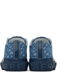blaue bedruckte Jeans niedrige Sneakers von Burberry