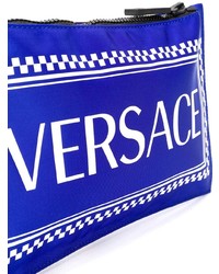 blaue bedruckte Leder Clutch Handtasche von Versace
