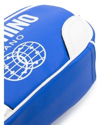 blaue bedruckte Leder Clutch Handtasche von Moschino