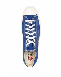 blaue bedruckte niedrige Sneakers von Comme Des Garcons Play