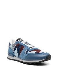 blaue Camouflage Wildleder Sportschuhe von Valentino Garavani