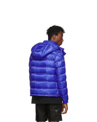 blaue Daunenjacke von Moncler