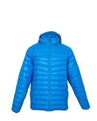 blaue Daunenjacke