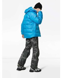 blaue Daunenjacke von Norrona