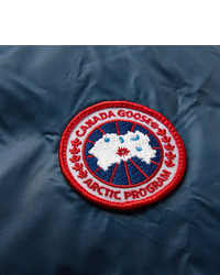 blaue Daunenjacke von Canada Goose