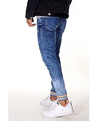 blaue enge Jeans mit Destroyed-Effekten von Bright Jeans