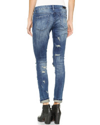 blaue enge Jeans mit Destroyed-Effekten von Blank
