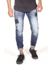 blaue enge Jeans mit Destroyed-Effekten von EX-PENT