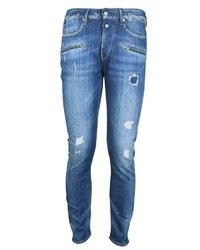 blaue enge Jeans mit Destroyed-Effekten von Le Temps des Cerises