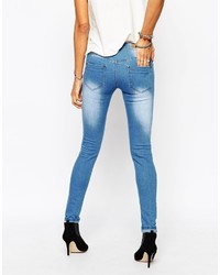 blaue enge Jeans mit Destroyed-Effekten von N.