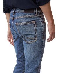 blaue enge Jeans mit Destroyed-Effekten von Marc O'Polo Denim