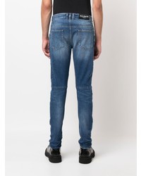 blaue enge Jeans mit Destroyed-Effekten von Balmain