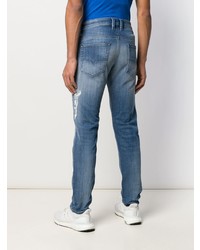 blaue enge Jeans mit Destroyed-Effekten von Diesel