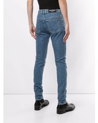 blaue enge Jeans mit Destroyed-Effekten von Balmain