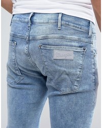 blaue enge Jeans von Wrangler