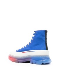 blaue hohe Sneakers aus Segeltuch von Alexander McQueen