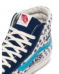 blaue hohe Sneakers mit Karomuster von Vans