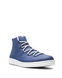 blaue hohe Sneakers von Jordan