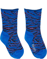 blaue horizontal gestreifte Socken