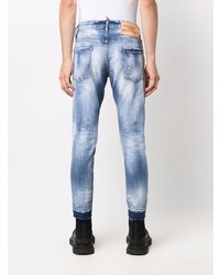 blaue Jeans mit Destroyed-Effekten von DSQUARED2