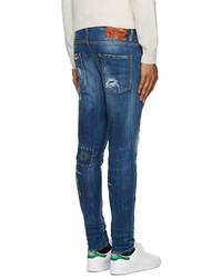 blaue Jeans mit Destroyed-Effekten von DSQUARED2