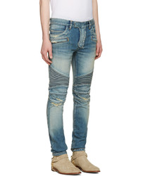 blaue Jeans mit Destroyed-Effekten von Balmain