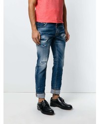 blaue Jeans mit Destroyed-Effekten von DSQUARED2