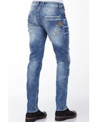 blaue Jeans mit Destroyed-Effekten von Cipo & Baxx