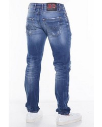 blaue Jeans mit Destroyed-Effekten von Cipo & Baxx