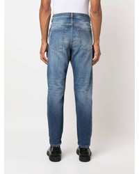 blaue Jeans mit Destroyed-Effekten von Diesel