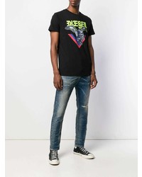 blaue Jeans mit Destroyed-Effekten von Diesel