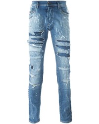 blaue Jeans mit Destroyed-Effekten von Diesel