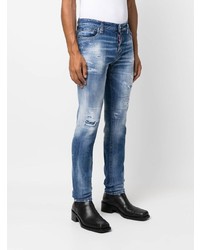 blaue Jeans mit Destroyed-Effekten von DSQUARED2