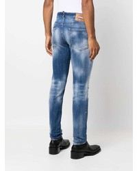 blaue Jeans mit Destroyed-Effekten von DSQUARED2