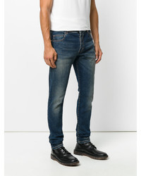 blaue Jeans mit Destroyed-Effekten von Balmain