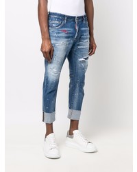 blaue Jeans mit Destroyed-Effekten von DSQUARED2