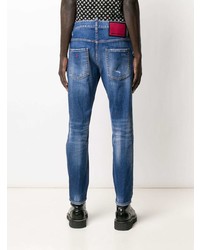 blaue Jeans mit Destroyed-Effekten von DSQUARED2